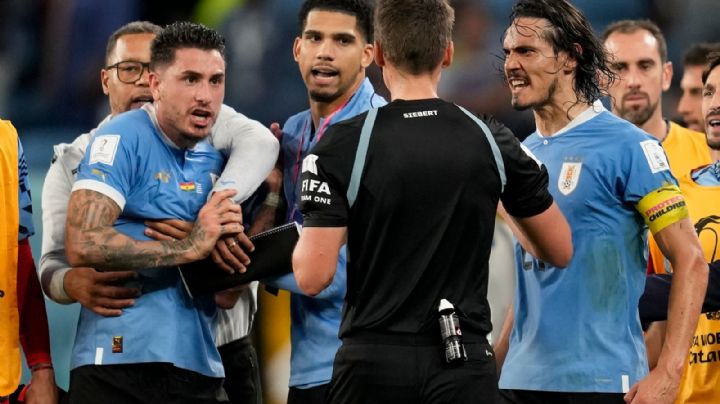 La FIFA suspende a cuatro jugadores de Uruguay por caos en el Mundial