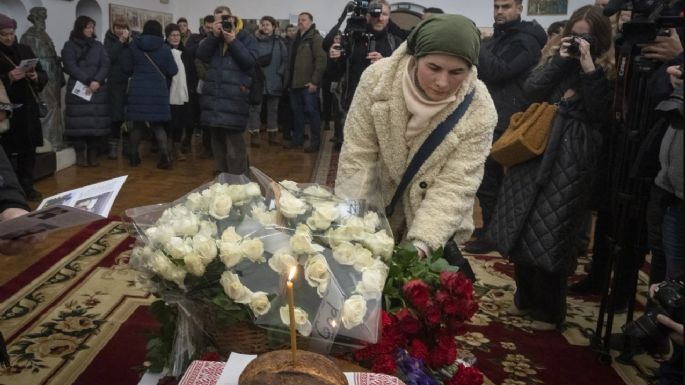 Dan último adiós a voluntarios británicos muertos en Ucrania