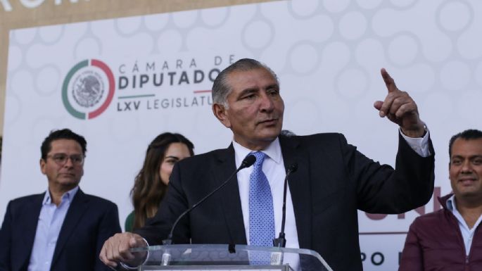 Adán Augusto niega despidos en el INE; los únicos que se quedarán sin empleo son Córdova y Murayama