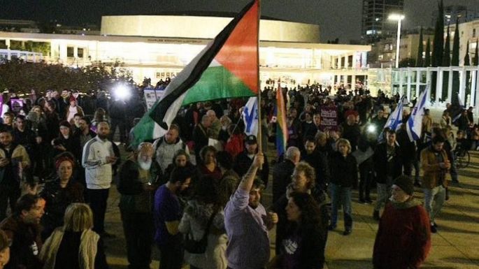 Más de 10 mil personas se manifiestan en Tel Aviv contra el nuevo Gobierno israelí