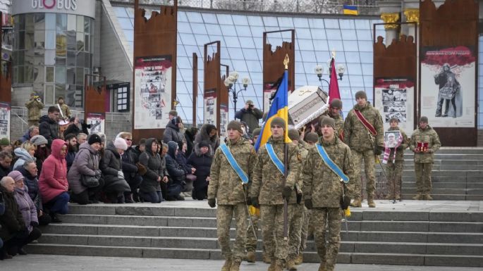 Rusia afirma que realizó ataque letal en Kramatorsk; Ucrania niega decesos