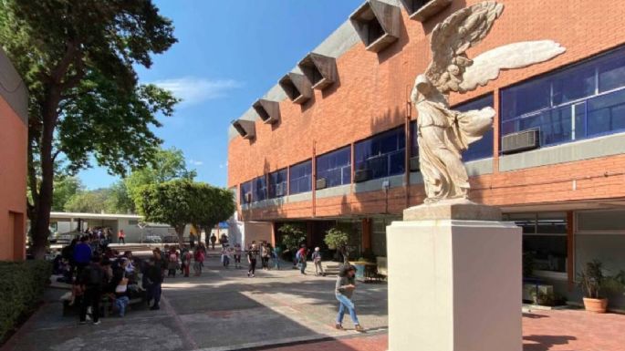 Facultad de Artes de la UNAM lamenta “irreparable pérdida” de Yaretzi, víctima del choque en la Línea 3