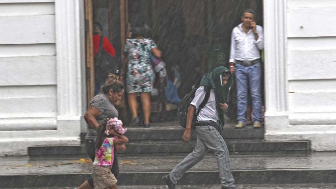 Frente frío provocará lluvias intensas y vientos fuertes de lunes a jueves en los siguientes estados