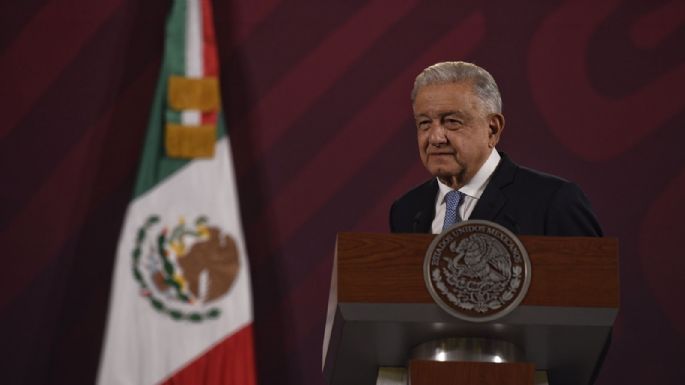 AMLO pide a abogados aclarar si es legal que la SCJN sea juez y parte en conflicto por fideicomisos