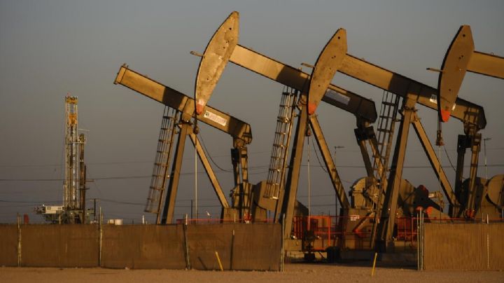 Chevron compra Hess por 53 mdd;  precios del crudo han subido un 9% este año