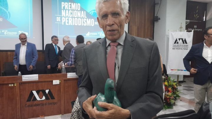 Premio Nacional de Periodismo a Felipe Cobián por su trayectoria, 54 años de ejercer un periodismo crítico