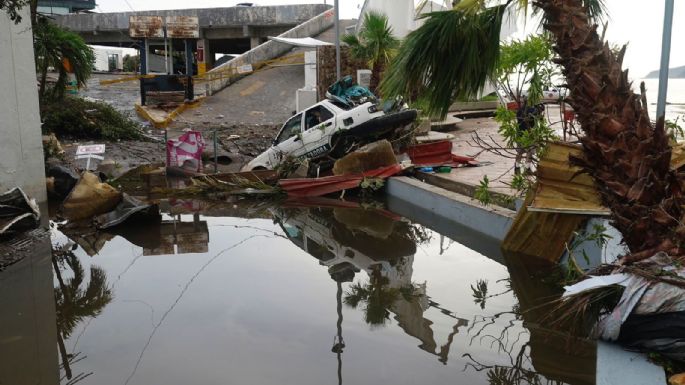 Huracán Otis, de categoría 5, causa daños históricos… y no hay Fonden