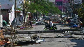 Acapulco: cambio climático, inmobiliarias y pérdida de playas agravan crisis tras huracanes