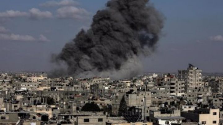 Suspenden a ministro israelí por hablar de la posibilidad de lanzar una bomba atómica a Gaza