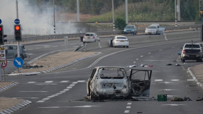 Israel promete un bloqueo total a Gaza y bombardea el territorio tras incursión de Hamás