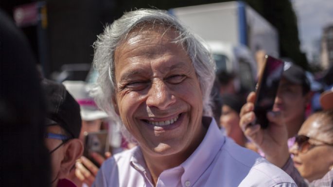 Claudio X. González convoca a velada en el Monumento a la Revolución para el 2 de diciembre