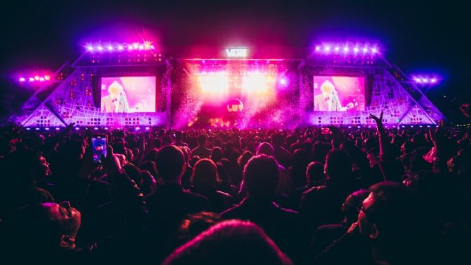 Arcade Fire y The Hives, en el día 1 del Corona Capital 2023 (Video)