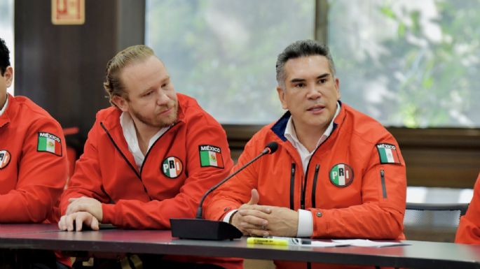 PRI cierra filas con el panista Santiago Taboada como precandidato en la CDMX