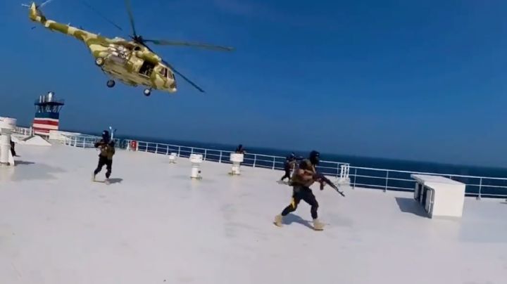 Hay dos mexicanos en el barco secuestrado por rebeldes yemeníes en el Mar Rojo (Video)