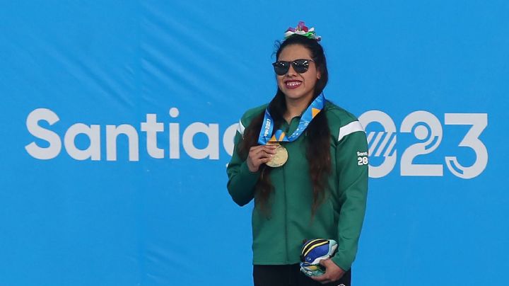 Matilde Alcázar gana oro y rompe récord parapanamericano en 200 metros combinado