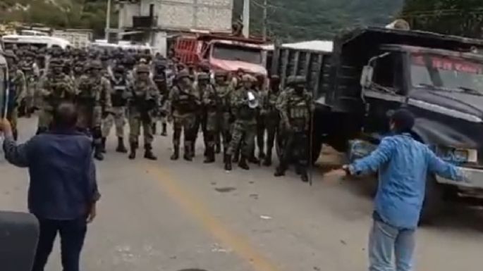Bloqueos, quema de vehículos y balaceras por ingreso del Ejército a Motozintla, Chiapas
