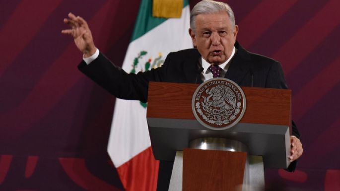 Maestros que impidieron llegar al CRIT de Tlapa están vinculados a Héctor Astudillo: AMLO