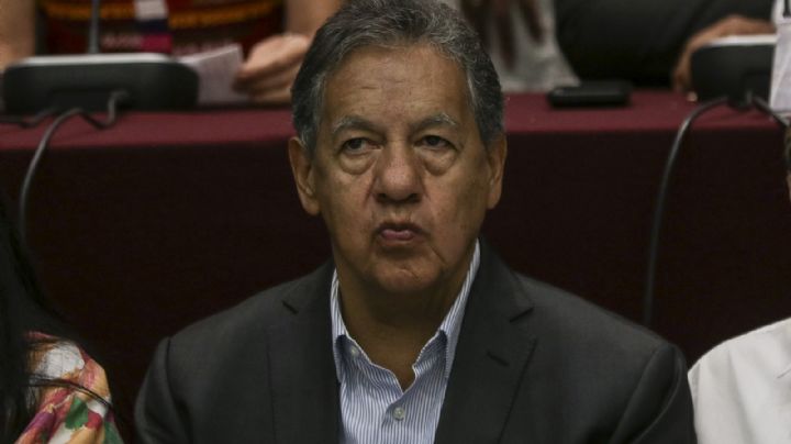 Higinio Martínez se reincorpora al Senado; no acepta cargo en gabinete de Delfina Gómez