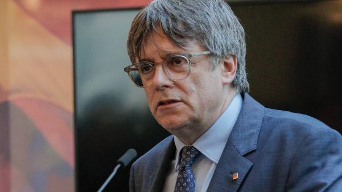 Investigan por terrorismo a Puigdemont en medio de la negociación para la investidura de Sánchez