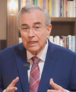 FGR sí investiga a Rocha Moya; pidió bloquear cuentas bancarias