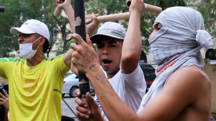 Disturbios y protestas en Paraguay por reforma a ley de jubilaciones que permite invertir los fondos