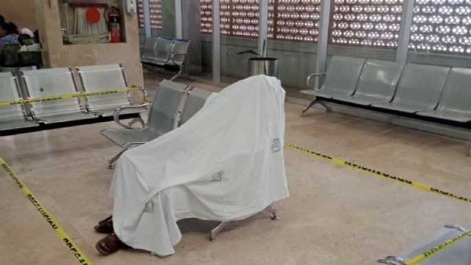 Adulto mayor muere en sala de espera del IMSS