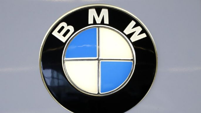 BMW llama a reparación SUVs en EU por riesgo en bolsas de aire