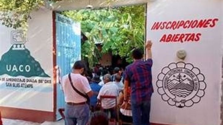 El gobierno federal cancela las becas de 321 estudiantes indígenas en Oaxaca