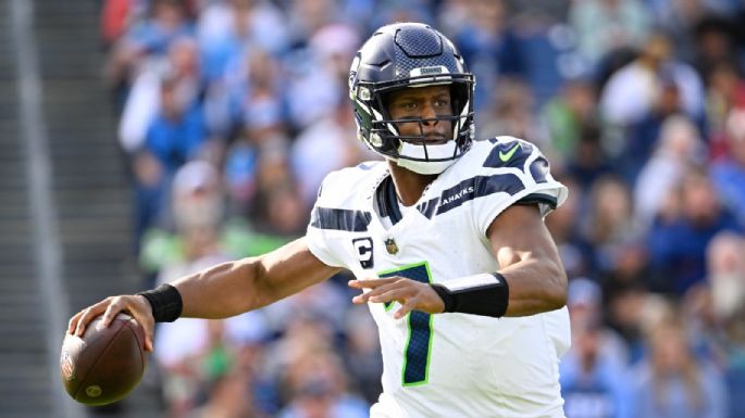 Geno Smith guía remontada de los Seahawks en el cuarto periodo para vencer a Titans 20-17