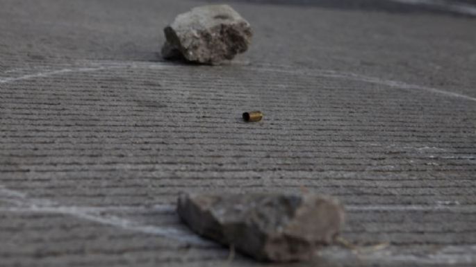 Bala perdida hiere a un hombre la víspera de Navidad... en la fila de las tortillas