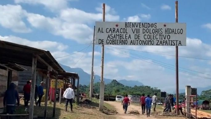 Miles de personas se dirigen a Chiapas para celebrar el 30 aniversario del levantamiento del EZLN