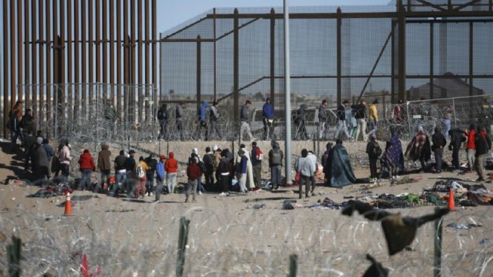México retira campamento de migrantes en la frontera mientras EU intensifica la presión