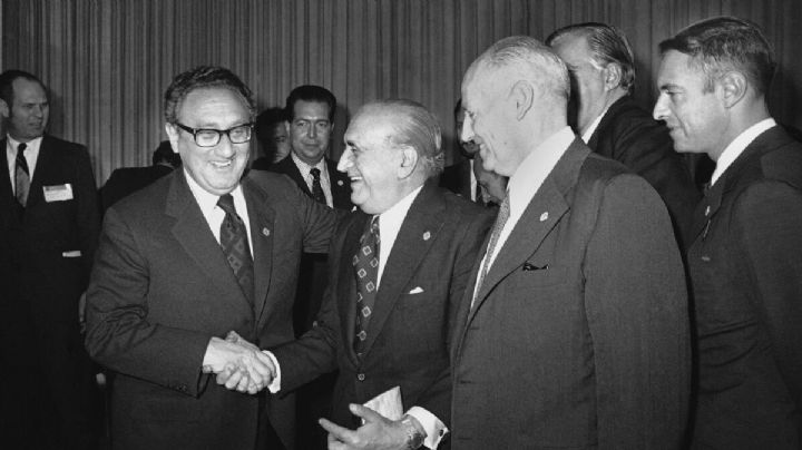 Apoyo irrestricto de Kissinger a dictaduras todavía persigue su imagen en América Latina