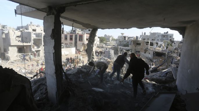 Israel ataca la segunda mayor ciudad de Gaza