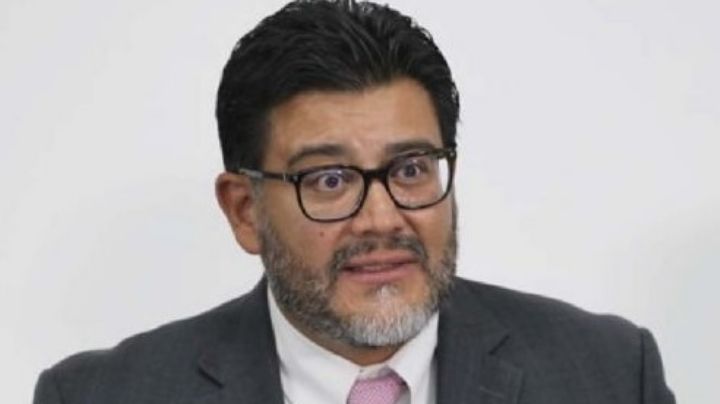Reyes Rodríguez Mondragón abandona instalaciones del TEPJF tras exigencia de renuncia