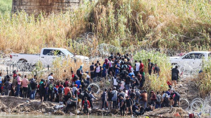 Ola migrante inunda Piedras Negras; por esta razón temen crisis comercial en la frontera