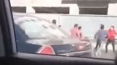 Un grupo de limpiaparabrisas agrede a conductor por no dar propina en Puebla (Video)