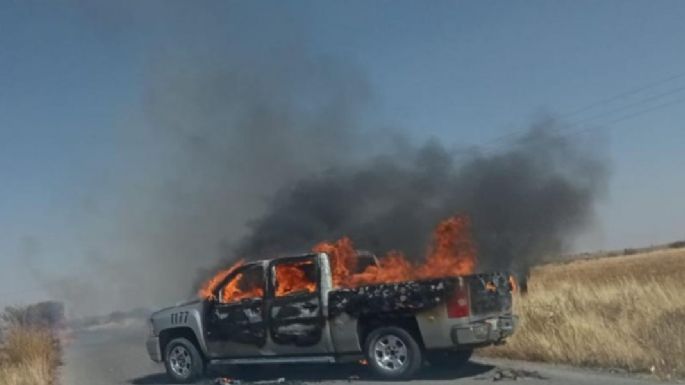 Grupos armados siembran terror en Zacatecas con bloqueos y quema de vehículos
