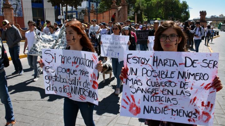 Protestan universitarios zacatecanos por la violencia