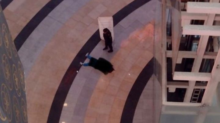 Mujer cae del segundo piso del centro comercial Fórum Buenavista