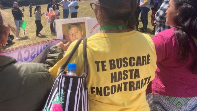 Protestas familiares de desaparecidos en la mañanera de López Obrador