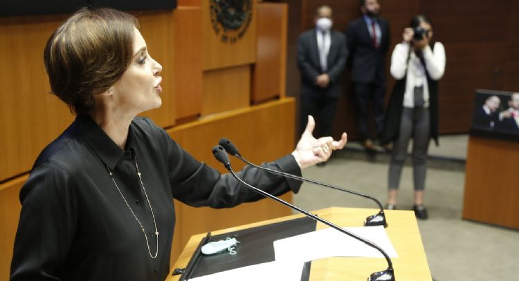 Lilly Téllez niega que socia de Guardería ABC sea su prima hermana