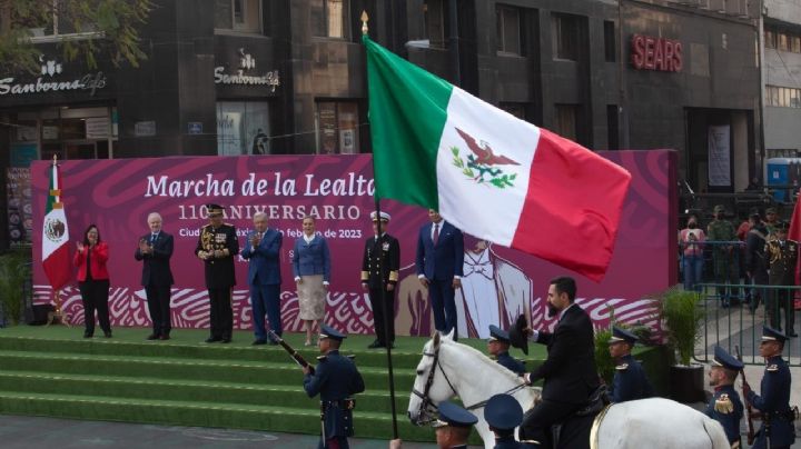 AMLO y Norma Piña se vuelven a encontrar; solo un breve saludo en la Marcha de la Lealtad