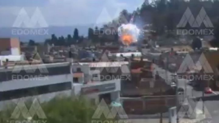Captan la explosión de un taller de pirotecnia en Metepec; un hombre murió (Video)