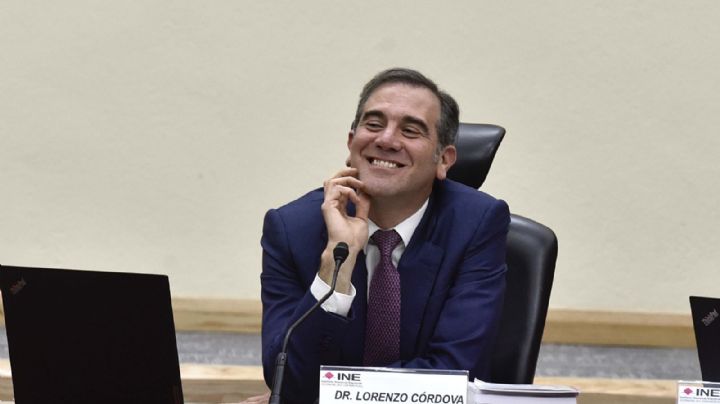 El INE revela el monto de la “compensación” que Córdova recibirá tras dejar presidencia