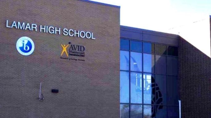 Dos estudiantes heridos en un nuevo tiroteo en escuela de Texas