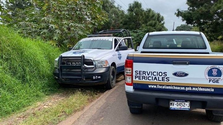 Hallan al menos 10 osamentas en dos fosas clandestinas en Michoacán