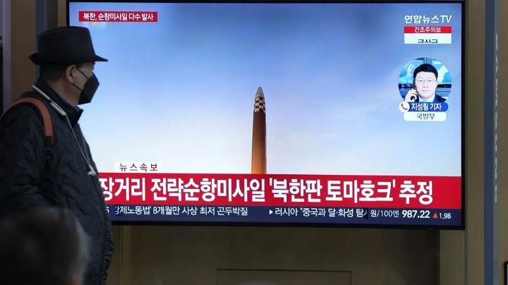 Corea del Norte lanzó dos misiles balísticos hacia el mar: Seúl