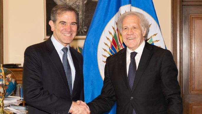 Lorenzo Córdova critica el Plan B en la OEA; Almagro elogia al INE