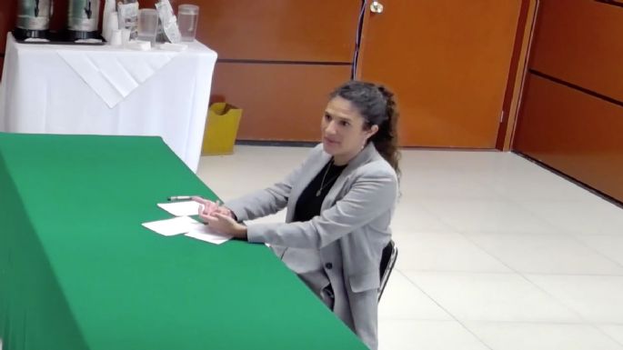 "Tengo mi propia trayectoria": así defendió Bertha María Alcalde su candidatura a presidir el INE